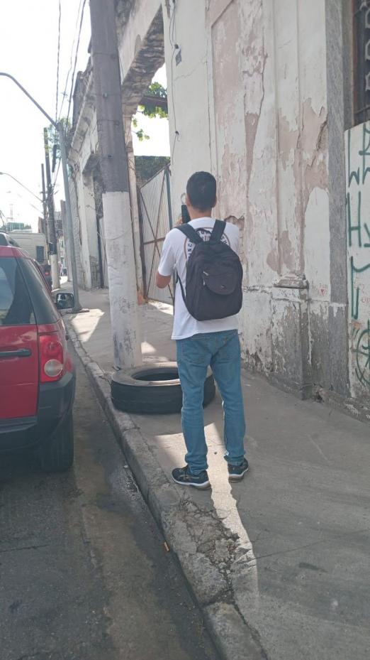 fiscal fotografa área de rua. #paratodosverem