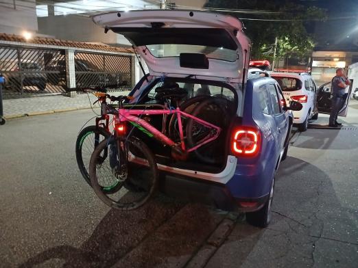 Bicicletas dos suspeitos na viatura #paratodosverem