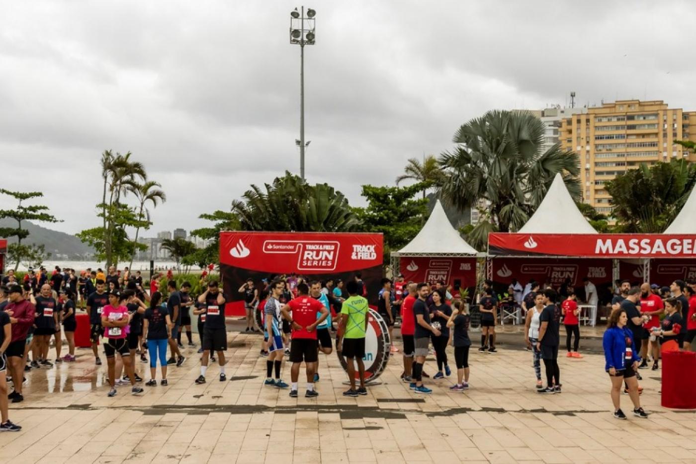 corredores estão em área próxima ao emissário. #paratodosverem