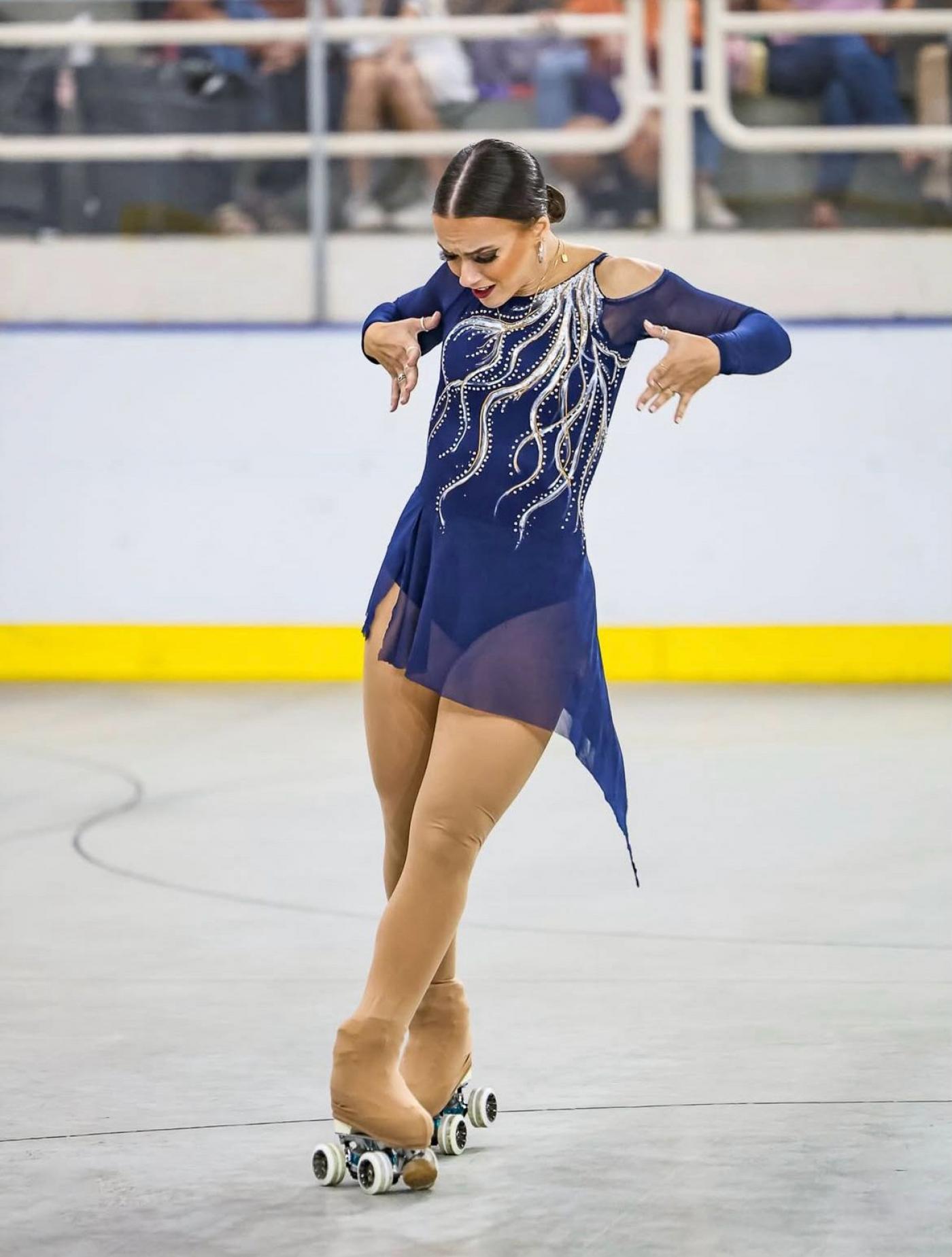 Patinadora Bianca competindo. #Paratodosverem