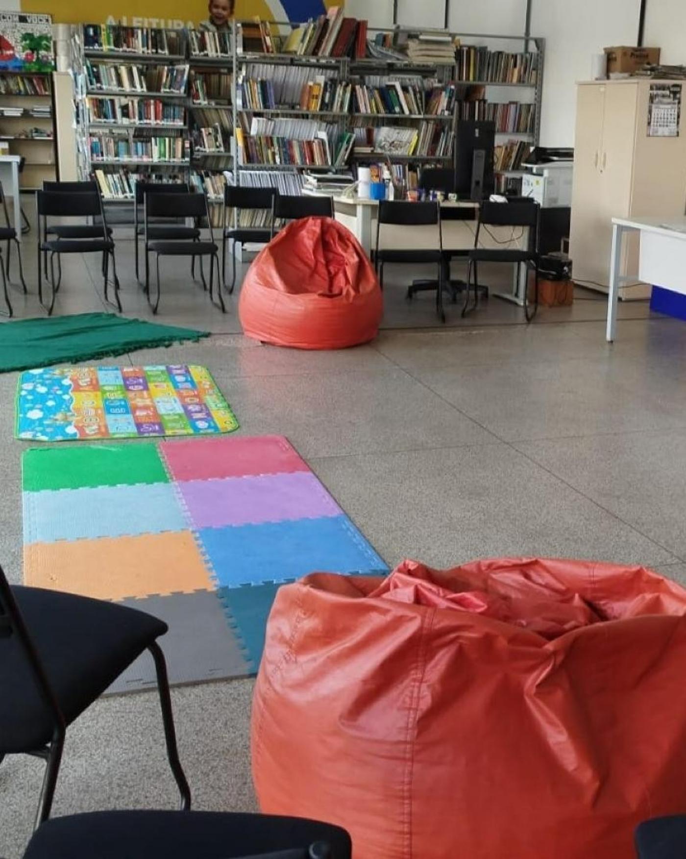 Biblioteca CEU das Artes. #Paratodosverem