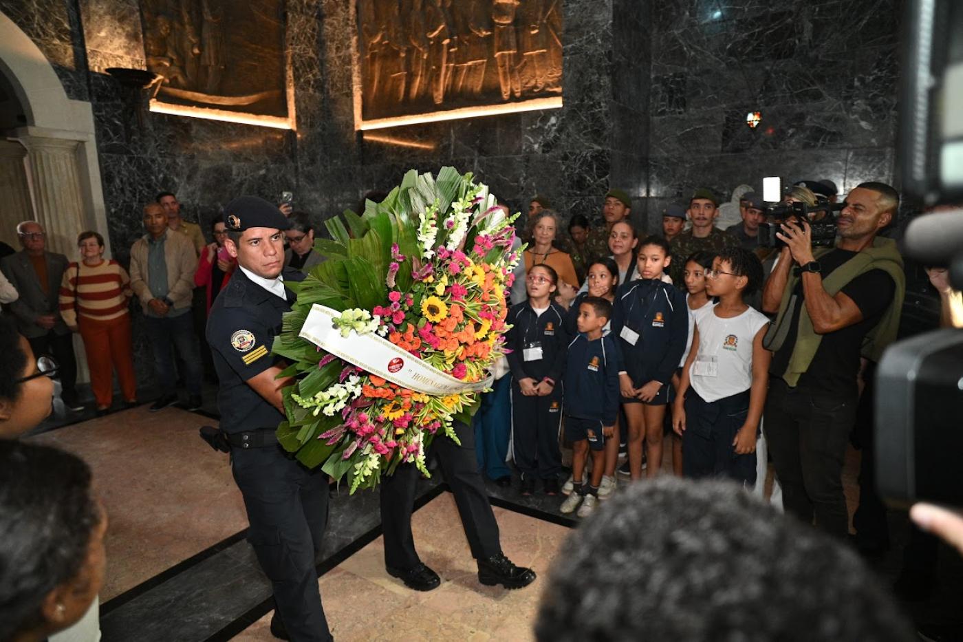 guardas levam flores #paratodosverem 