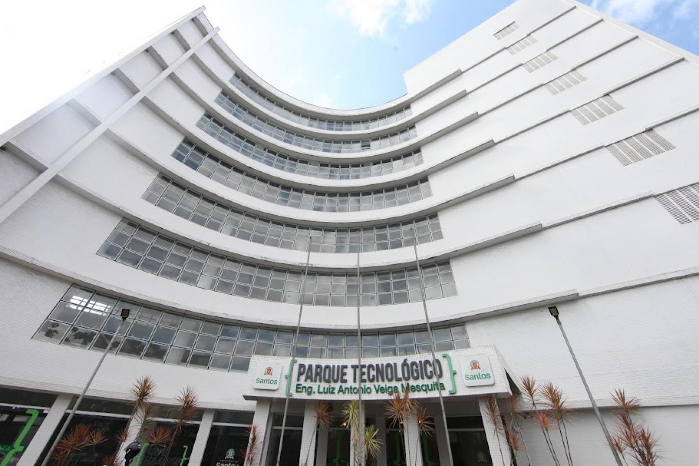fachada do parque tecnológico #paratodosverem 