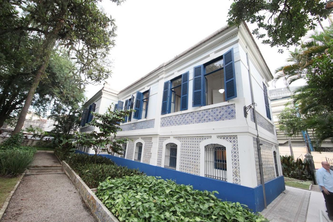 lateral da casa das culturas #paratodosverem