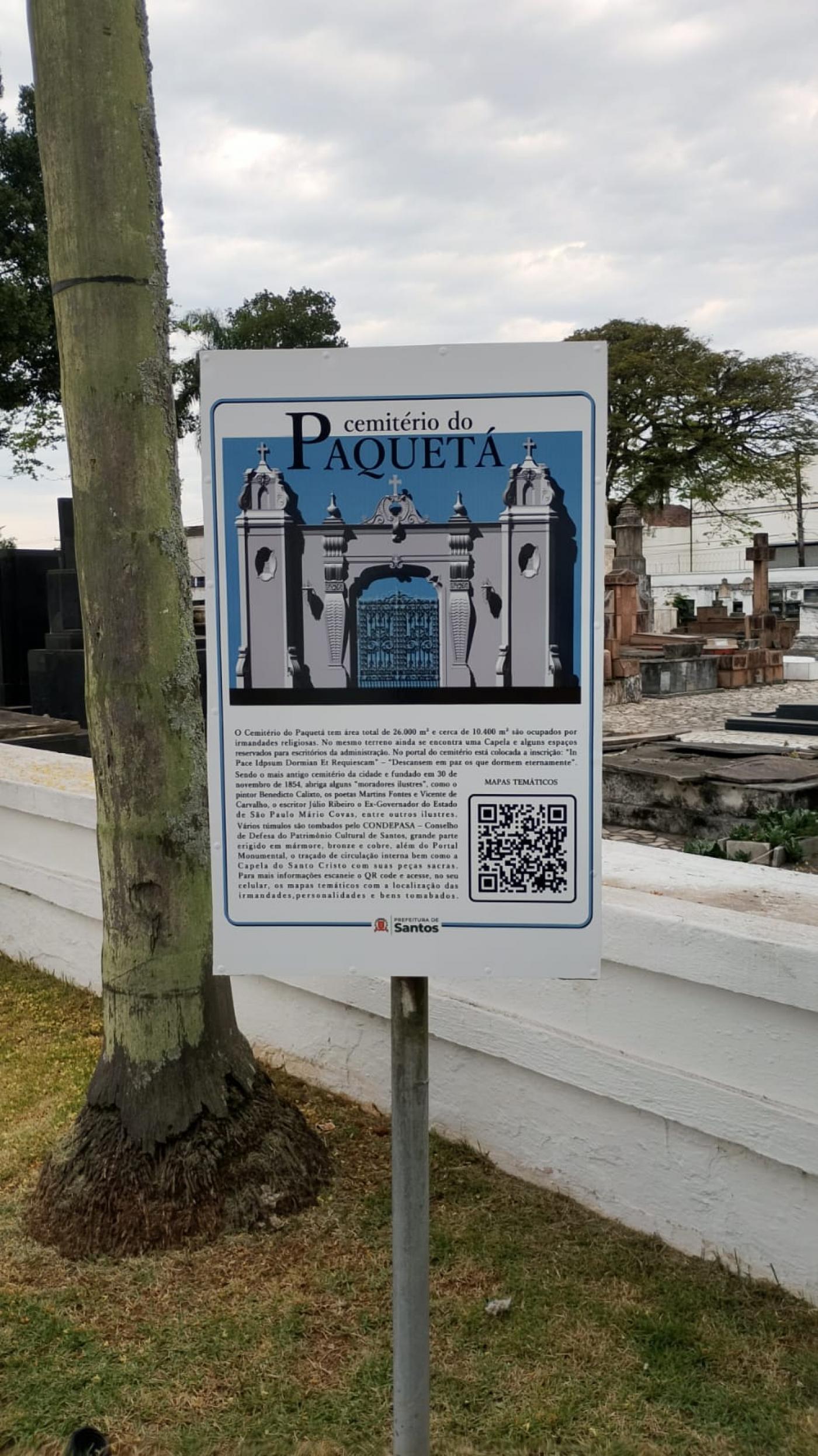 placa em cemitério #paratodosverem 
