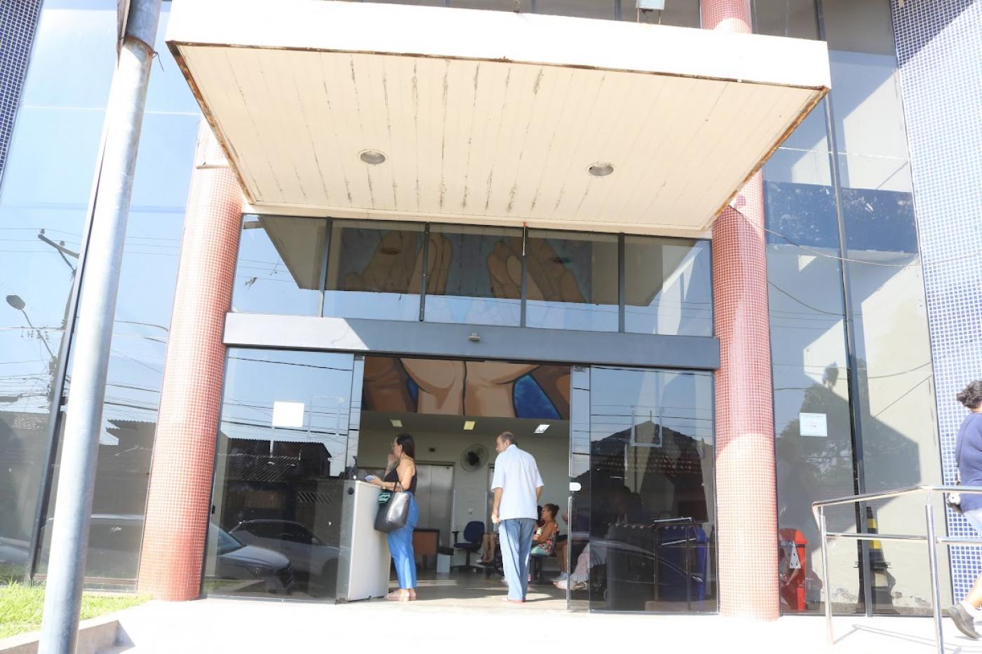 fachada do Complexo Hospitalar da Zona Noroeste #Paratodosverem.