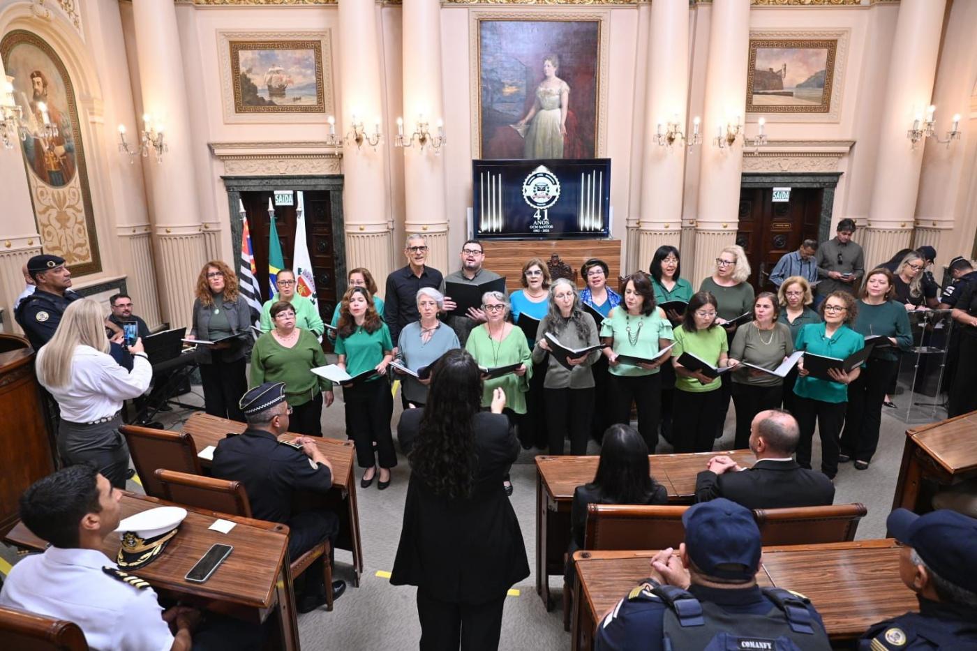 servidores se apresentando #paratodosverem 