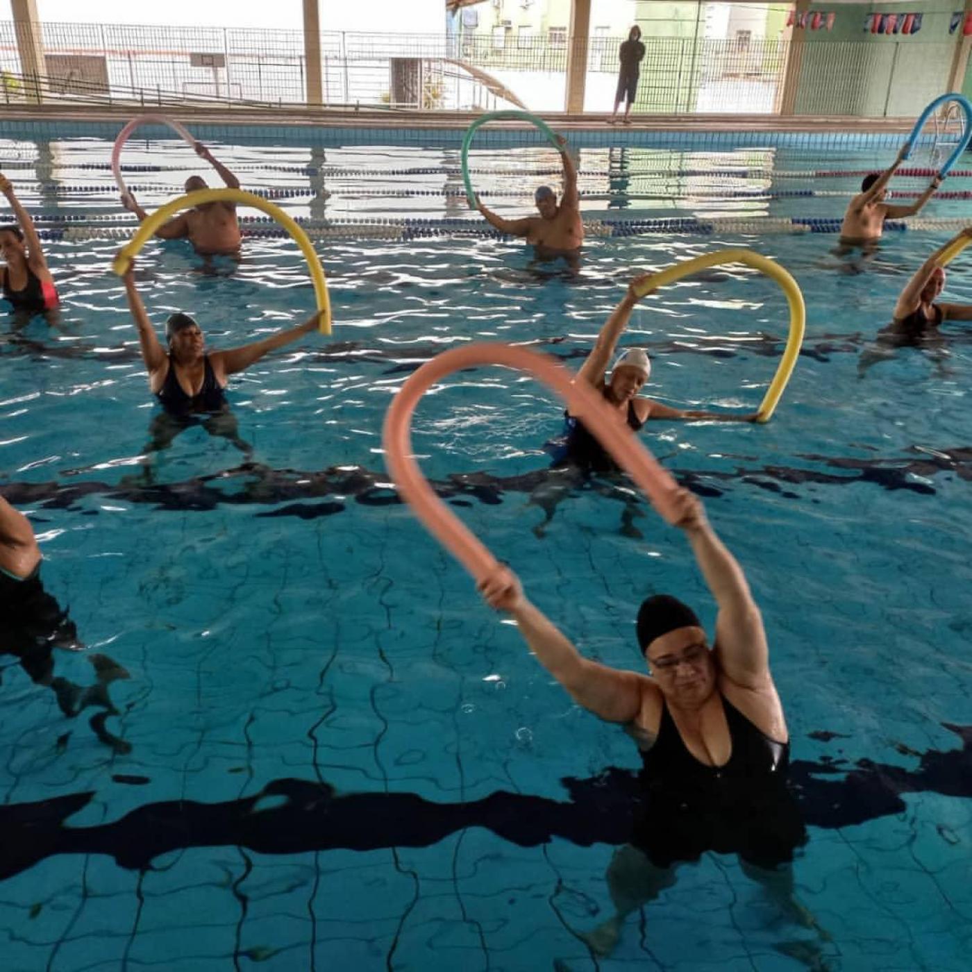 Hidroginástica no Dale Coutinho. #Paratodosverem