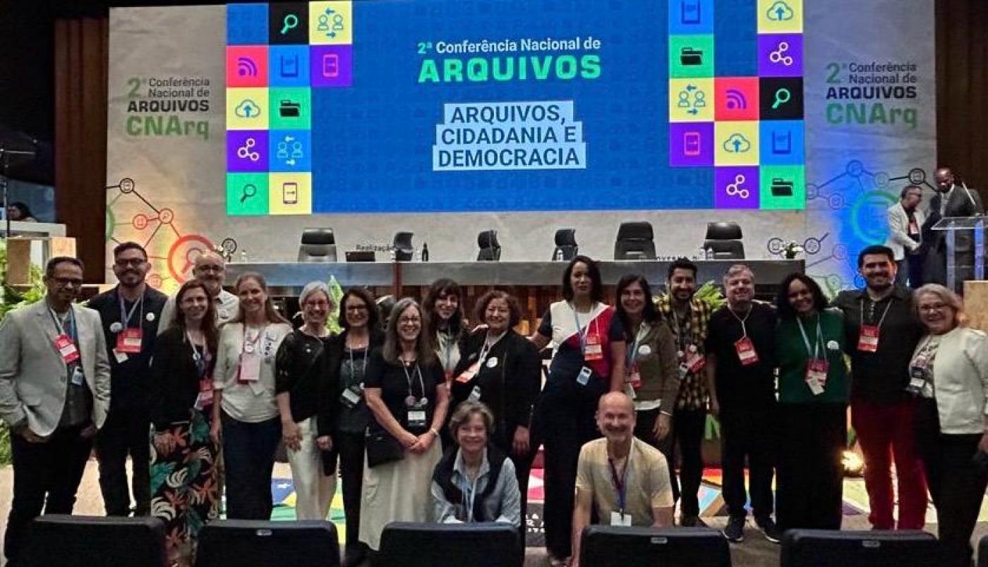 pessoas reunidas em evento #paratodosverem