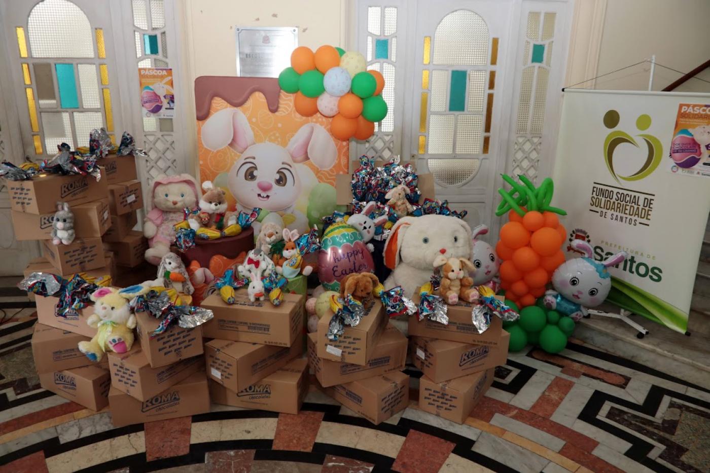 ovos doados no fundo social #paratodosverem 