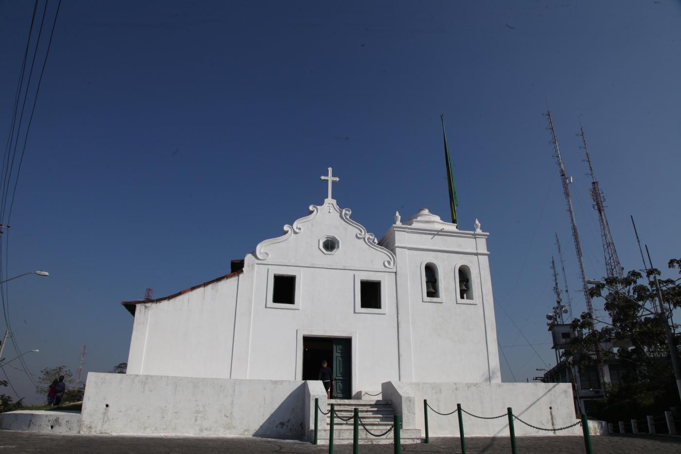 fachada da igreja de monte serrat #pracegover 