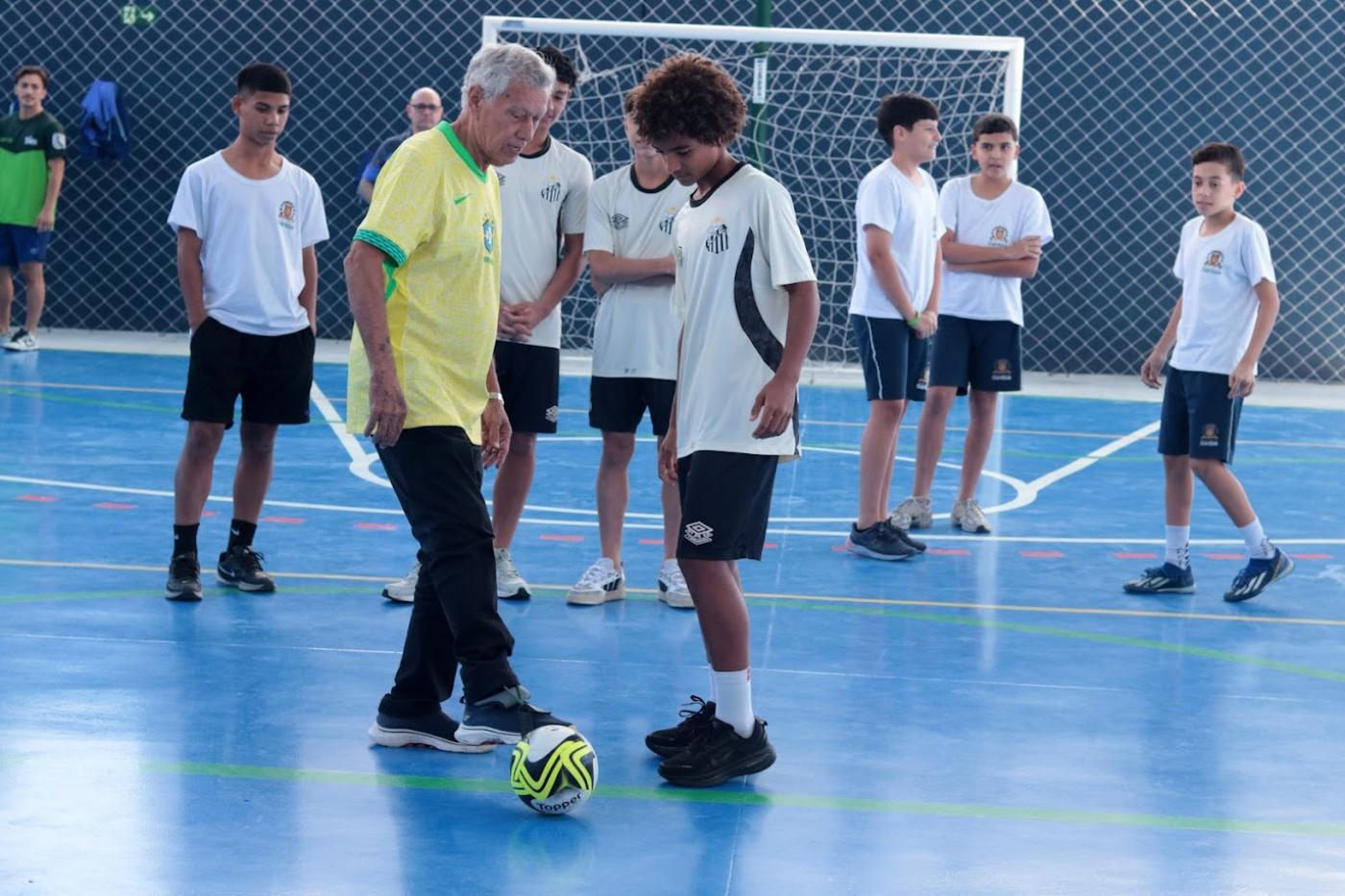 Clodoaldo e Kauan na escola. #Paratodosverem