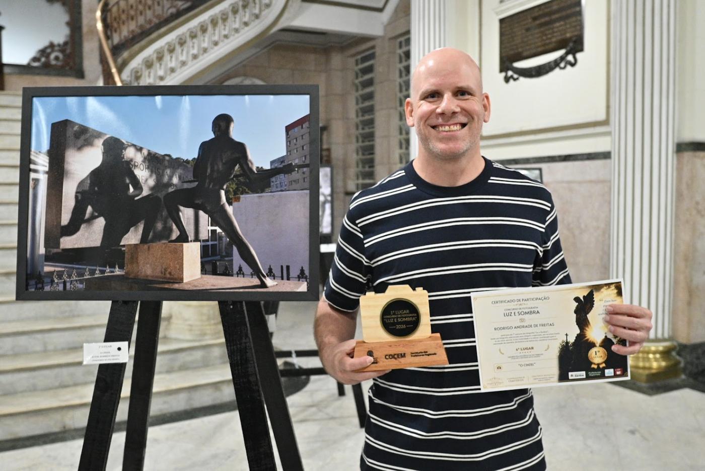 Rodrigo, vencedor do concurso de fotos. #Paratodosverem
