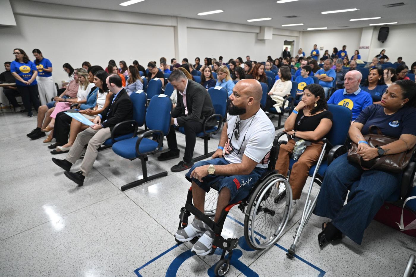 público lota auditório. #paratodosverem