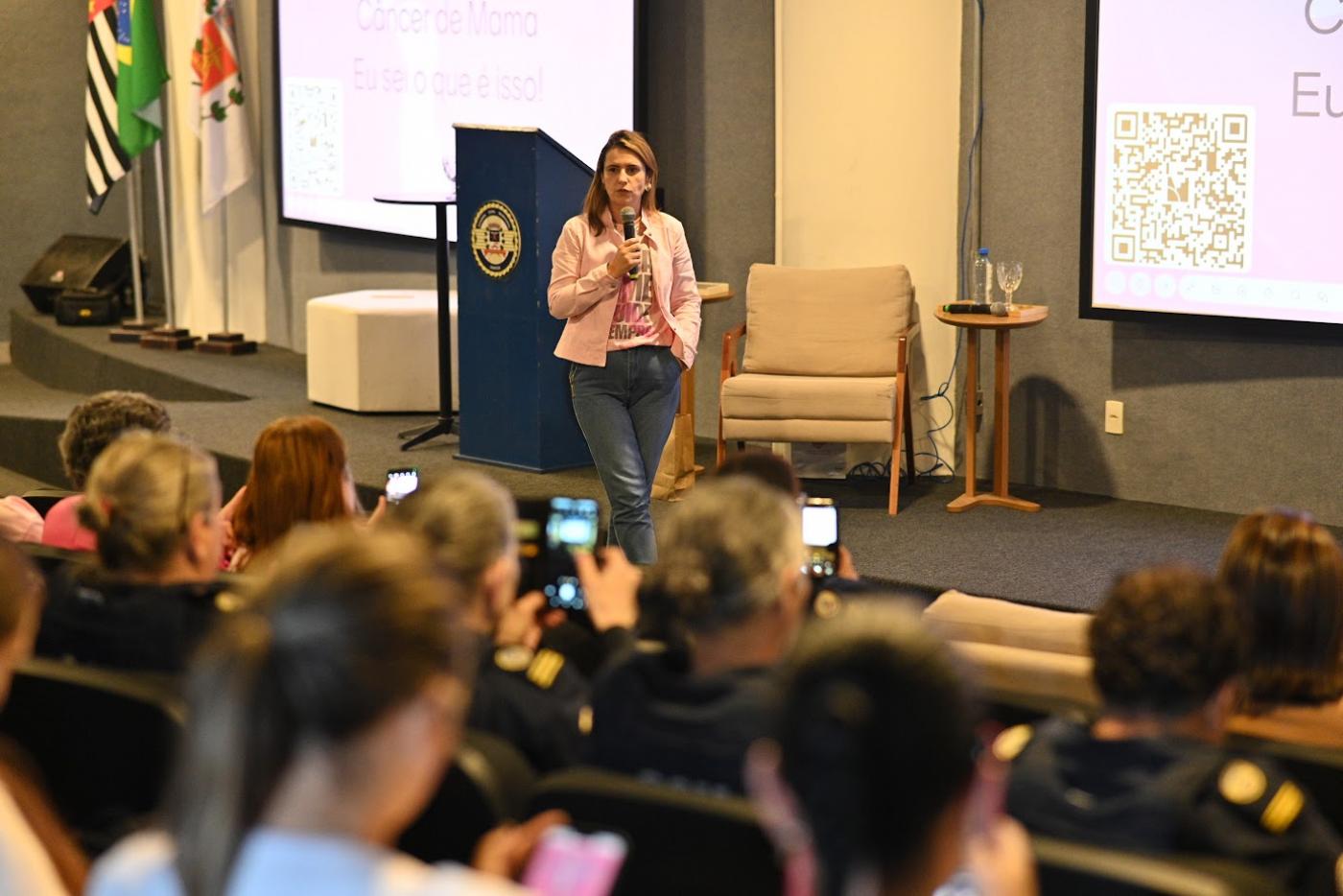 Palestra sobre Outubro Rosa. #Paratodosverem