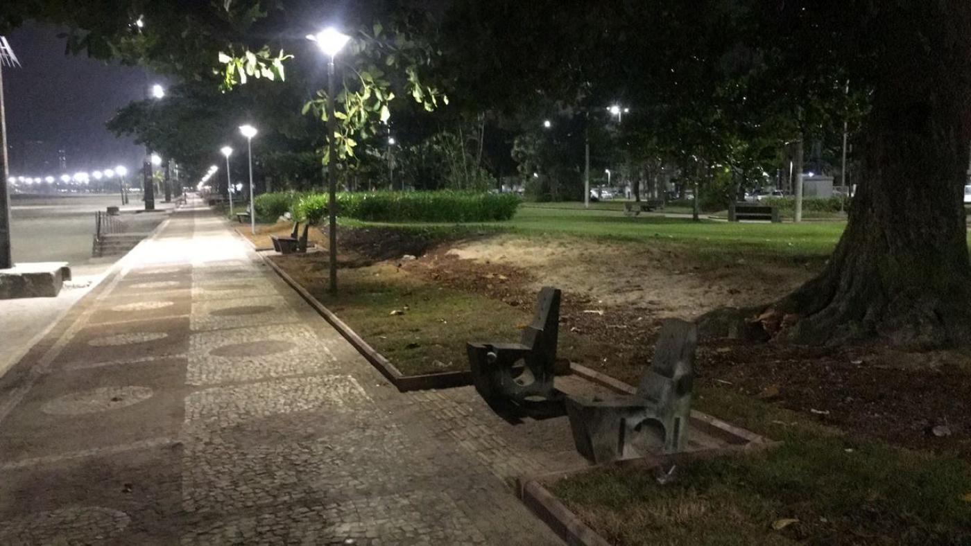 lâmpada de LED ligadas #paratodosverem 