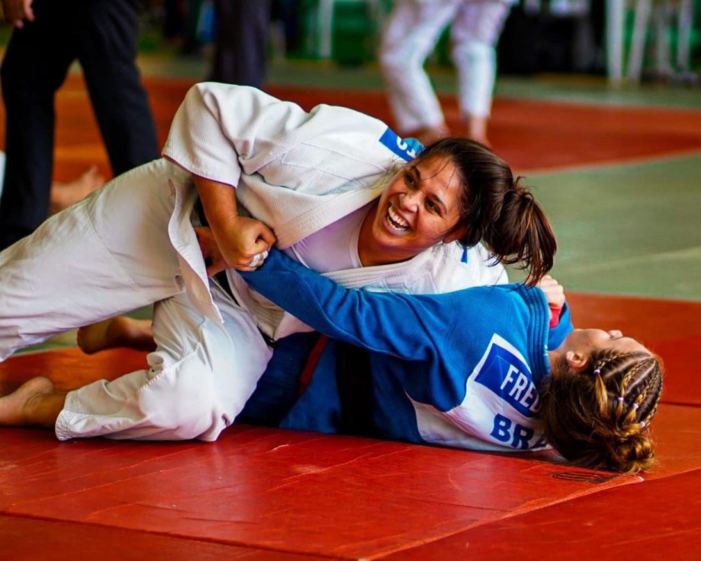 Judoca Sara nos Regionais. #Paratodosverem