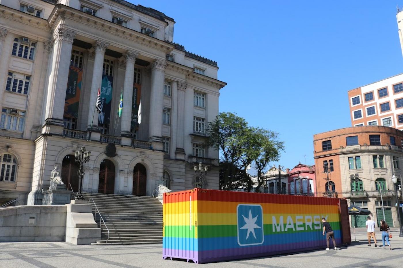 Santos is the first city in Latin America to receive a container that emphasizes inclusion and diversity