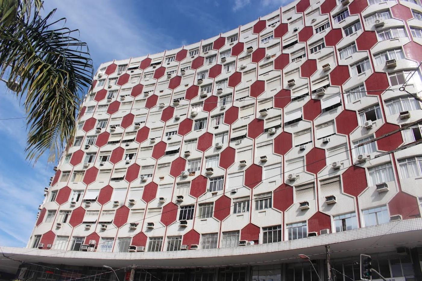fachada de tradicional edifício do gonzaga. #paratodosverem 