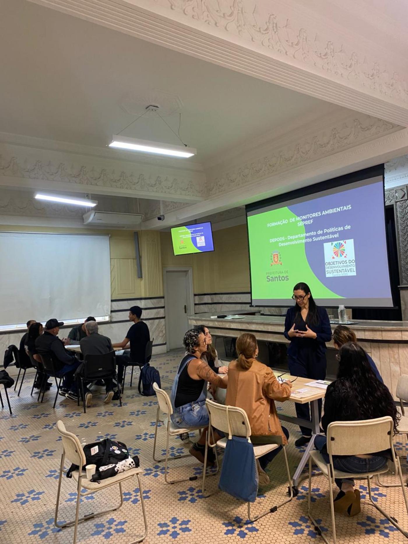 alunos no curso #paratodoverem 