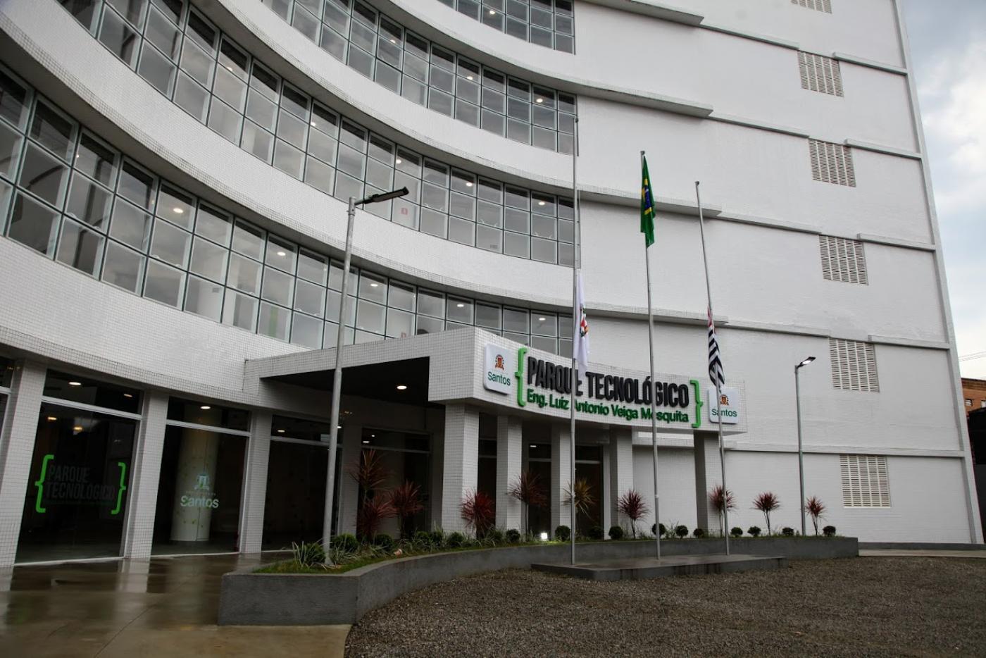 Fachada do Parque Tecnológico. #Paratodosverem