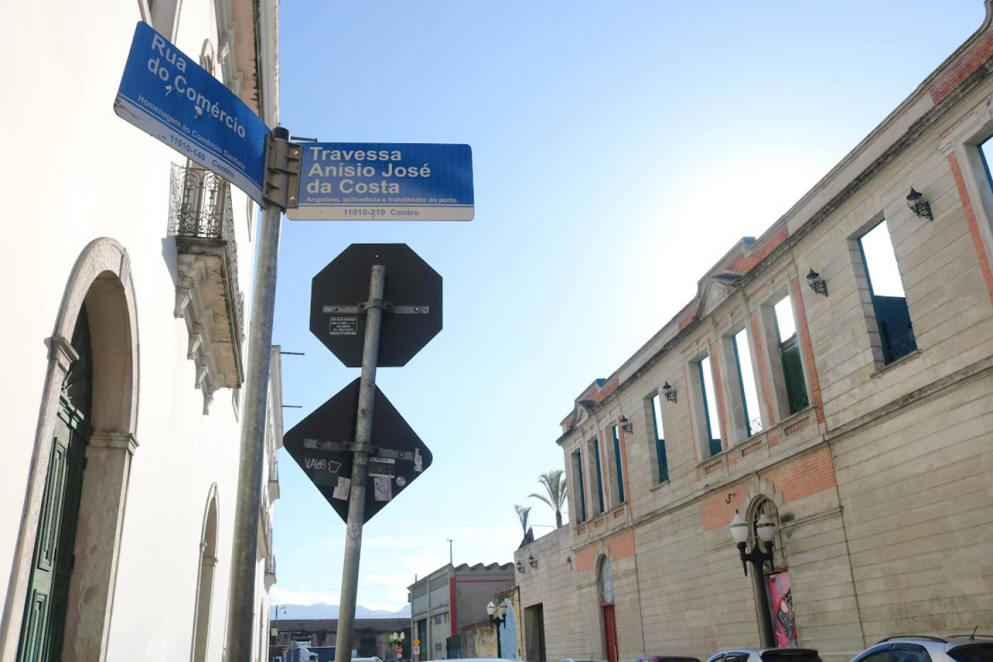 placa com o nome da rua #paratodosverem 