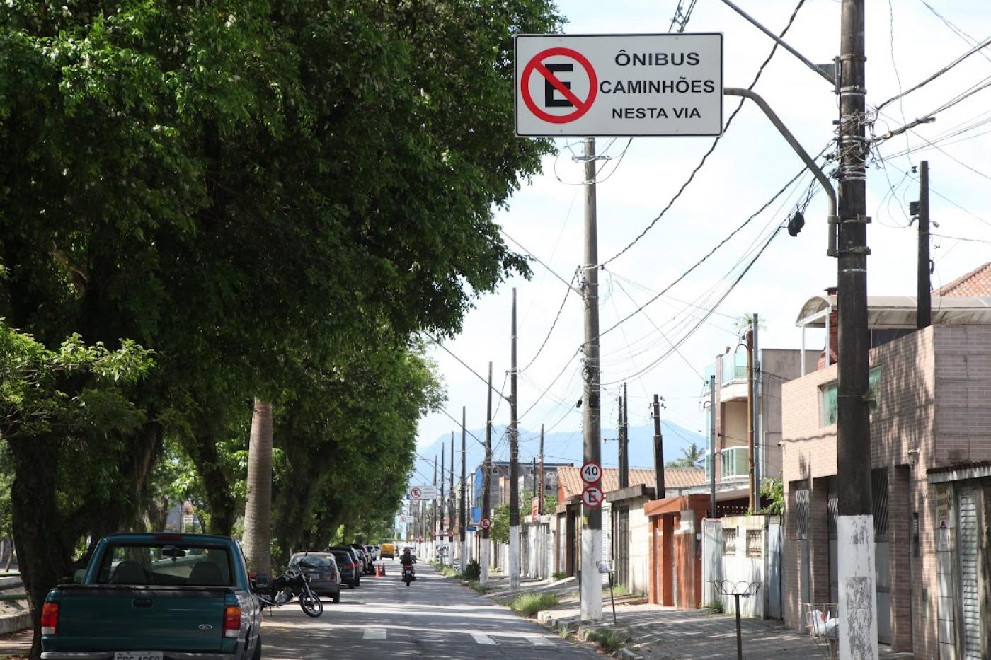 placa de proibido caminhões #paratodosverem 