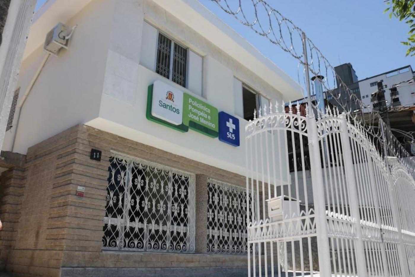 Fachada da Policlínica José Menino. #Paratodosverem