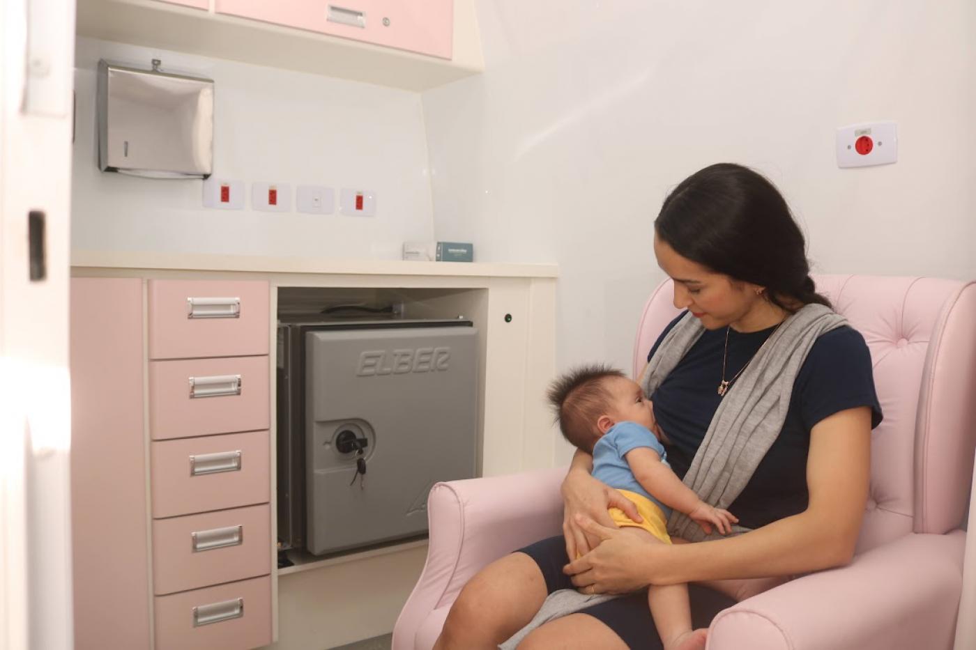 mãe com o bebê #paratodosverem 