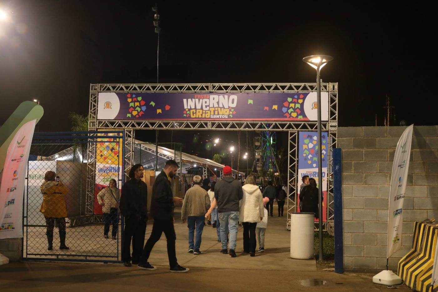 pórtico de entrada da festa inverno 2024. #paratodosverem 