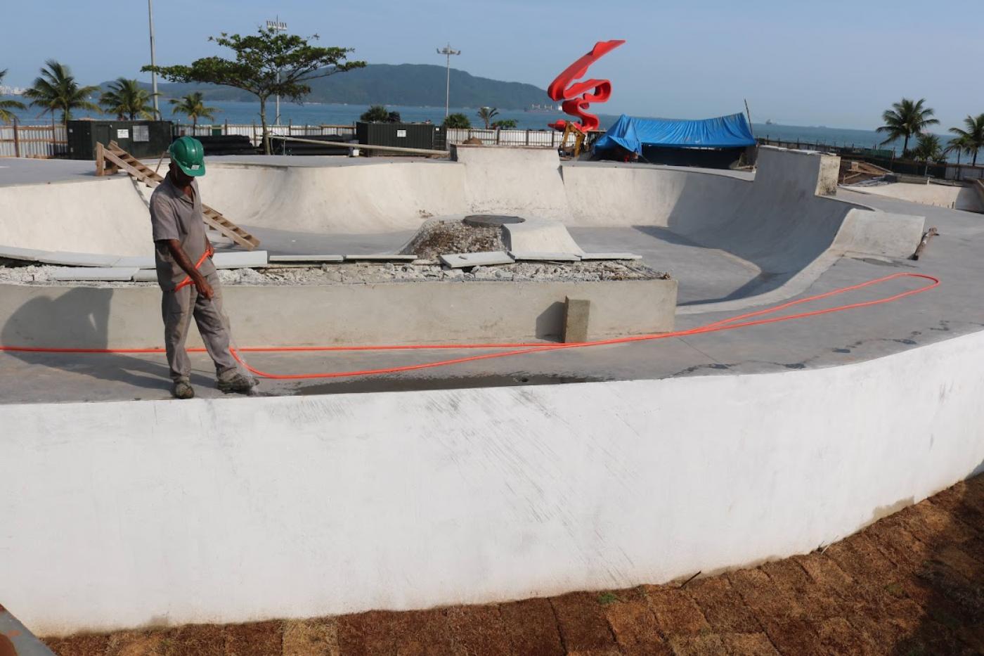 新しいケブラ・マール: 工事が進み、サントスのスケートパークに景観の整ったスペースが増え始めています