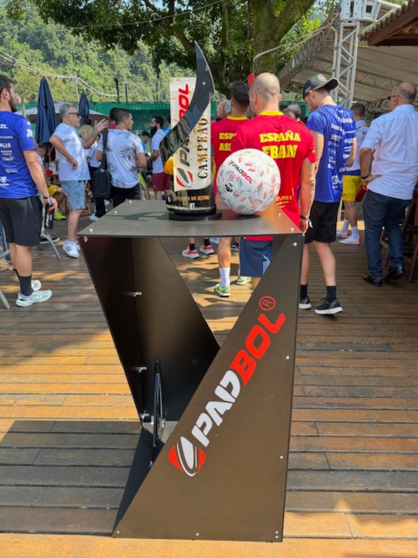 Copa do Mundo de Padbol tem jogos em Santos até domingo