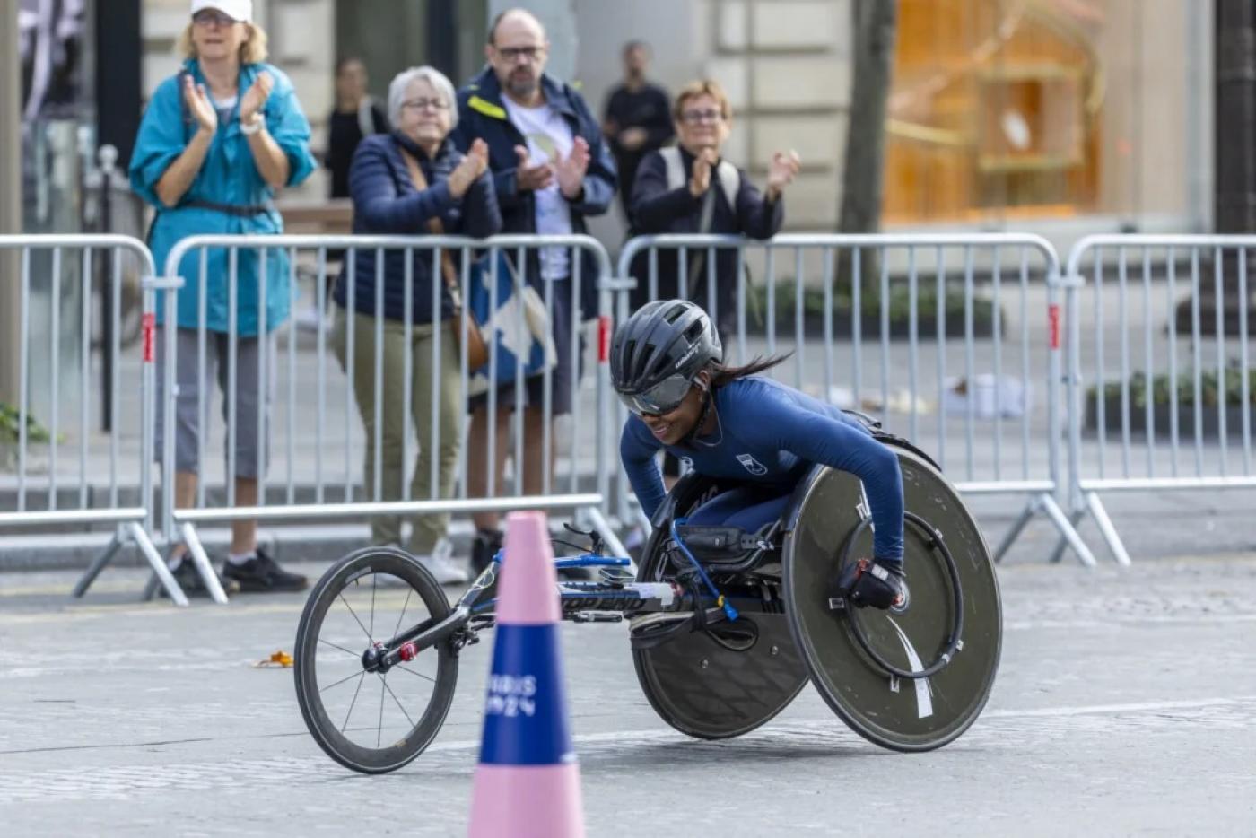 Vanessa Cristiana competindo em maratona. #Paratodosverem