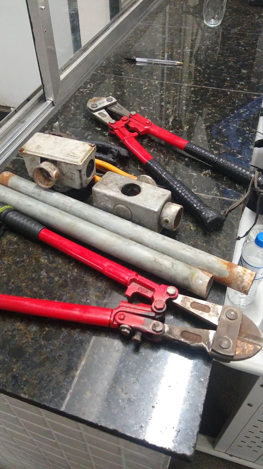 ferramentas usadas no crime #paratodosverem