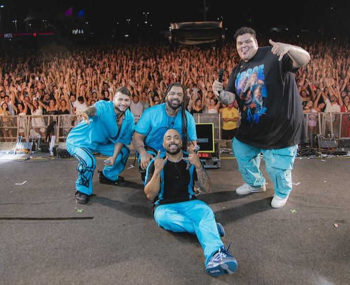 foto mostra grupo Menos é Mais #paratodosverem