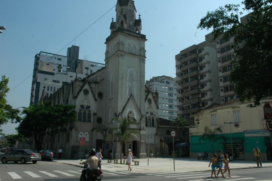 visão da frente da praça #paratodosverem