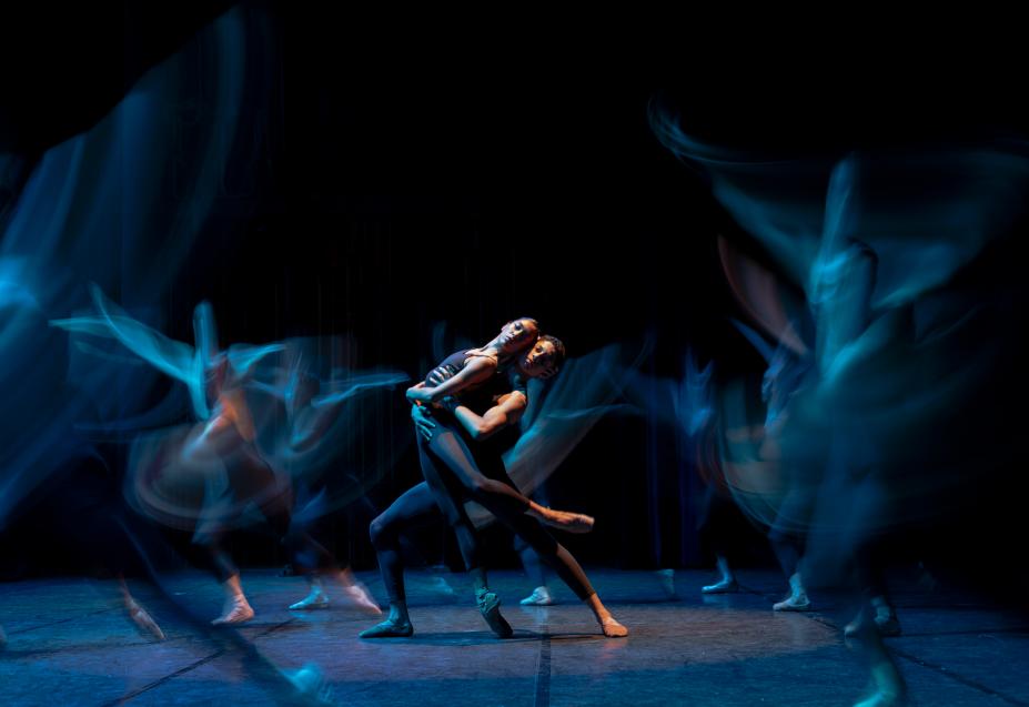 bailarinas dançando #paratodosverem