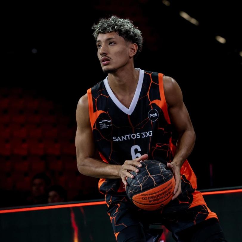 Jogador de Santos na Rússia. #Paratodosverem