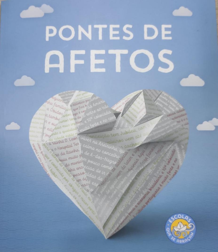 capa de livro com coração em papel. Título diz: Pontes de Afetos. #paratodosverem