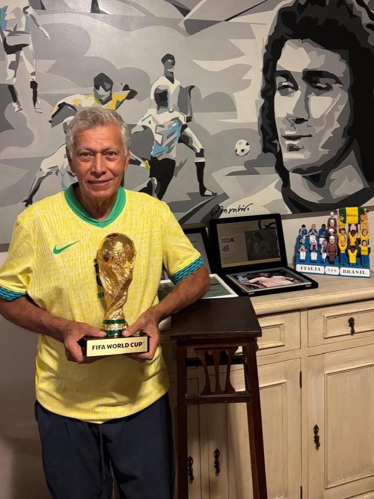 Clodoaldo e a taça. #Paratodosverem
