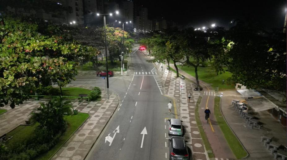 pista de avenida da orla da praia. #paratodosverem