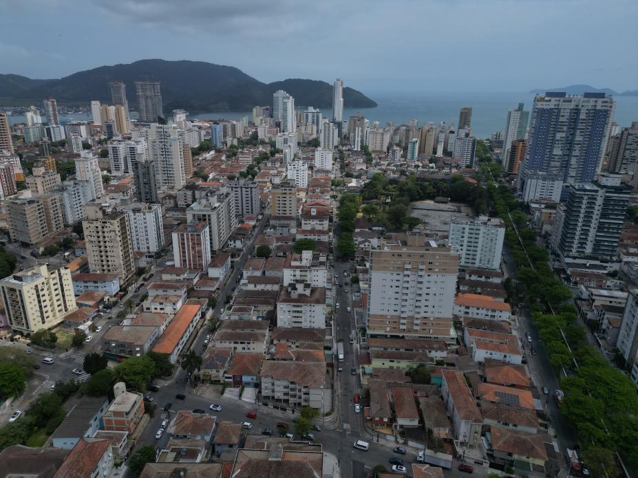 visão aérea da Ponta da Praia #paratodosverem