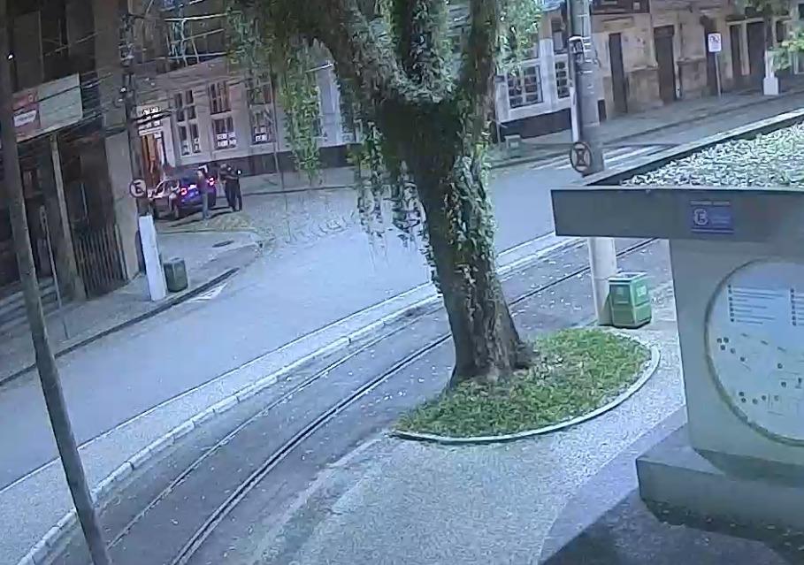 imagem da praça mauá e rua riachuelo, onde se viatuara da GCM para levar o homem à delegacia. #paratodosverem