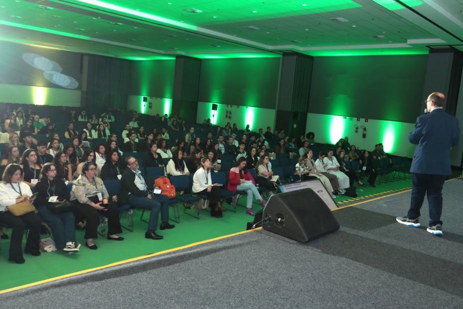 O encontro no Santos Convention. #Paratodosverem
