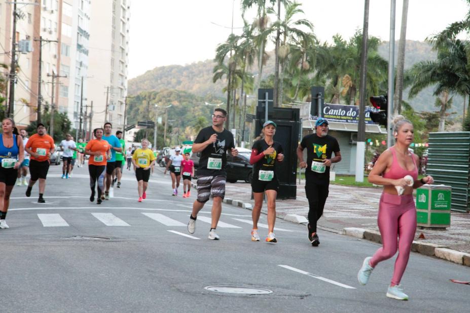 atletas correm na orla. #paratodosverem