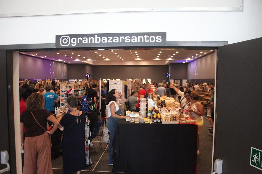feira criativa com expositores #paratodosverem