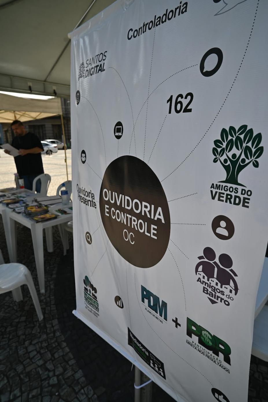 banner da ouvidoria na rua. #paratodosverem 