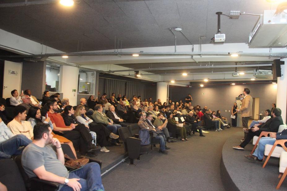 auditório lotado para audiência. #paratodosverem