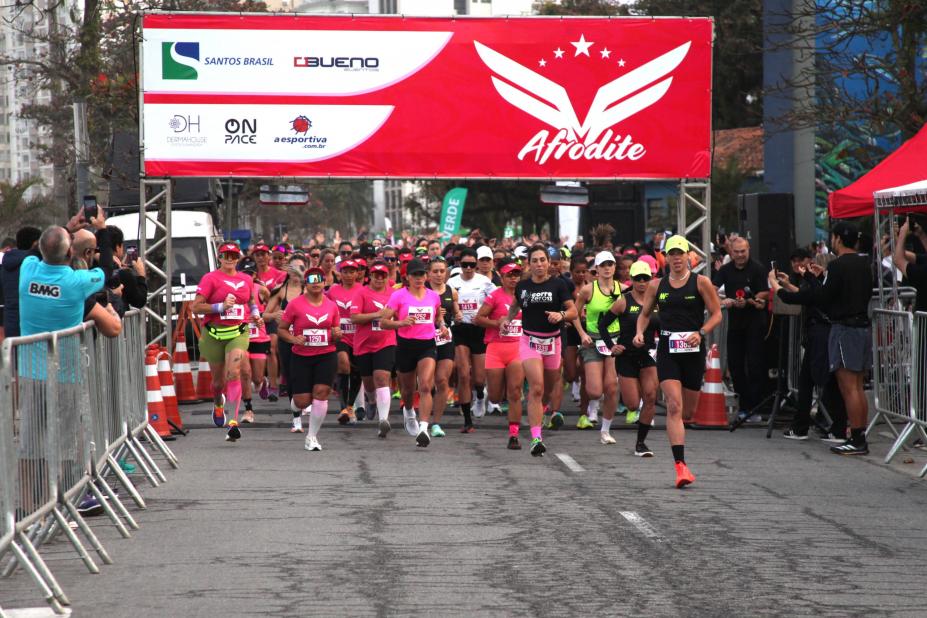 mulheres iniciam corrida #paratodosverem