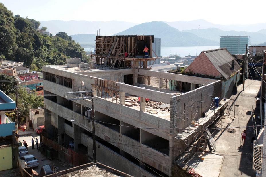 visão aérea da escola em obras #pracegover 